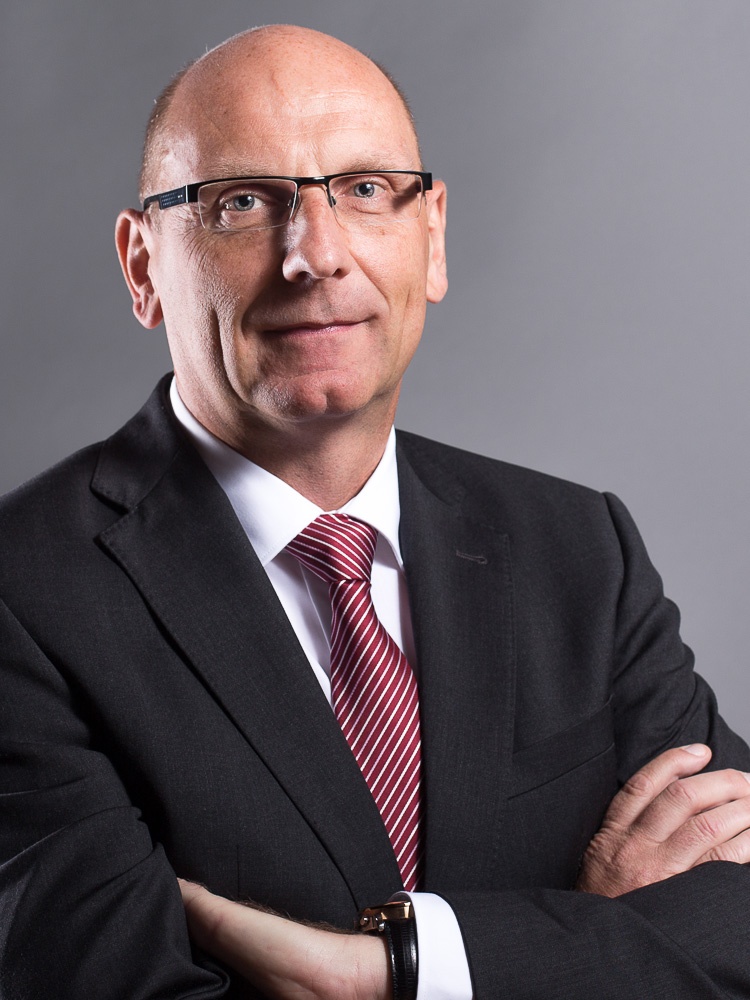 Peter Pongratz, Vorstand der Schulte-Schlagbaum AG