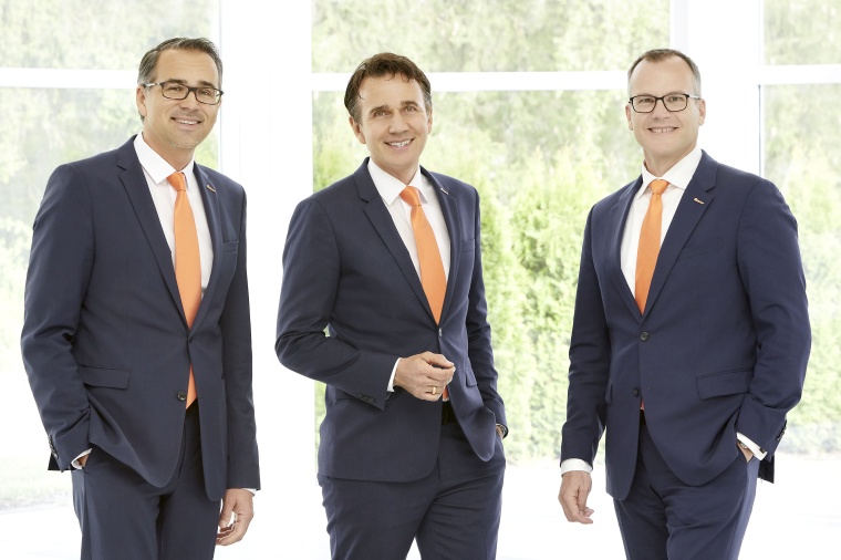 Von links nach rechts: Die Geschäftsführer Lothar Kübler und Gebhard Kübler...
