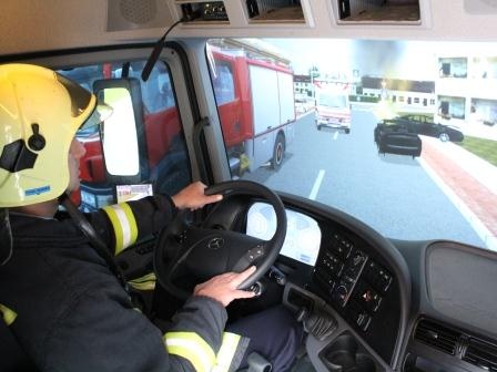 Wie im richtigen Einsatz: Blaulichtfahrt unter realen Bedinungen - im...