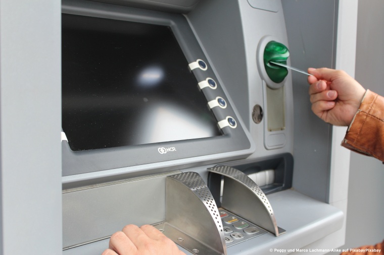 Klebtechnik soll zukünftig gegen Geldautomatensprengungen helfen.  © Bild:...