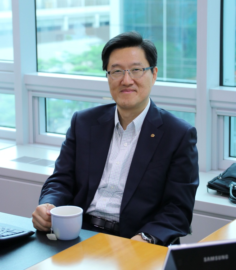 Hanwha Techwin’s President & CEO Soonhong Ahn