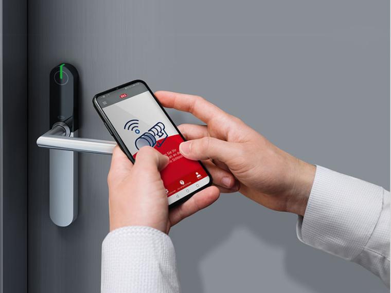 Mit der Ixalo | key App wird das Smartphone zum digitalen Schlüssel – für...