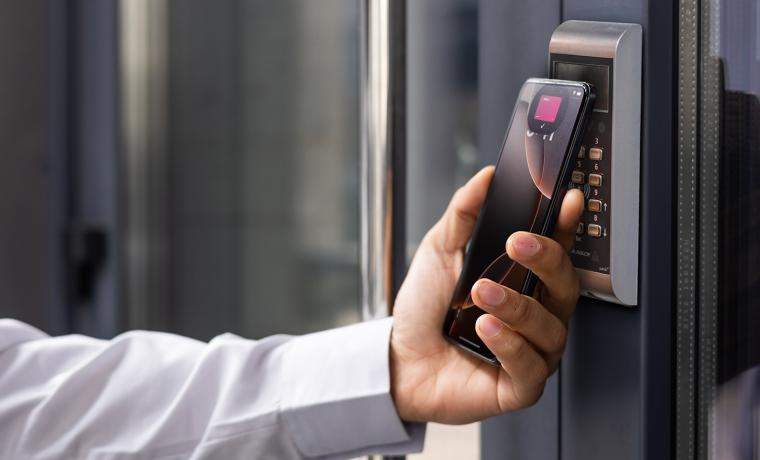 Assa Abloy digital access integrates seamlessly with the Sharry workplace...