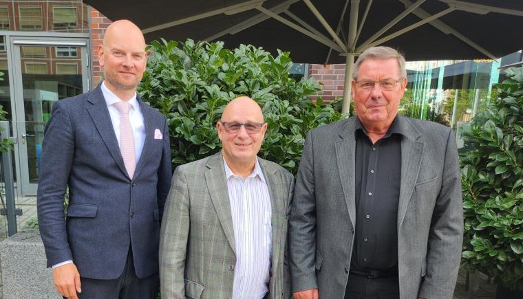 (v. l.:) Tjark Wackerhagen, Jan Köhler, Jörg-Peter Althaus. Dirk H. Bürhaus...