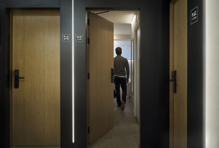 Die auf der ITB und Internorga präsentierten Lösungen von Salto verbinden...