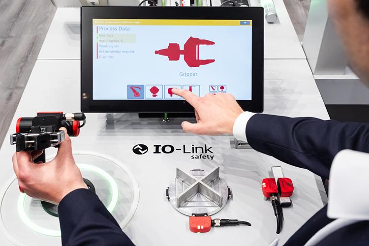 Euchner IO-Link-Safety-Lösungen auf der Hannover Messe