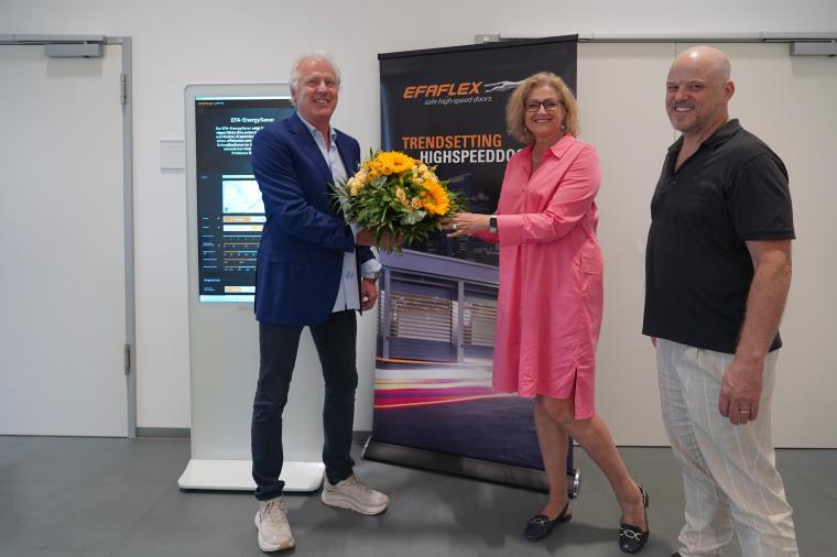 Efaflex-Gesellschafter Christopher Seysen (l.), Rebecca Hofstätter-Griss und...